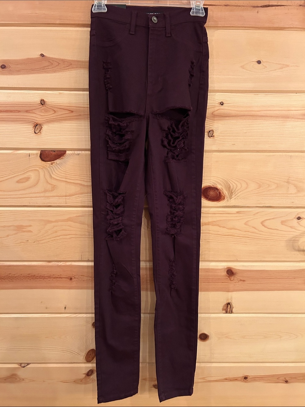 NWT Fashion Nova Women's Distressed Skinny Jeans in Plum, Size 7